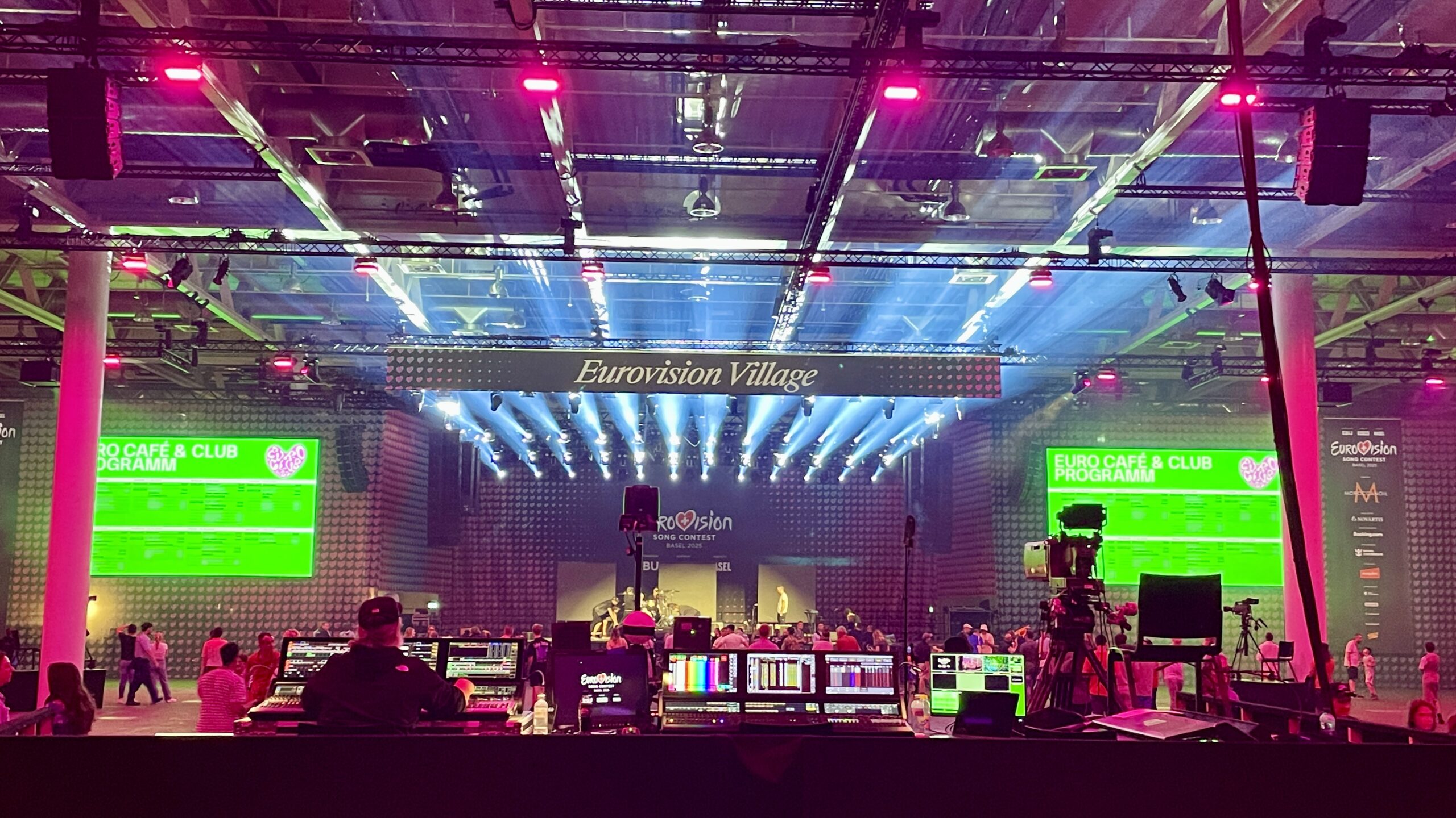 Fotoreportáž: Eurovizní vesnička a Euroclub